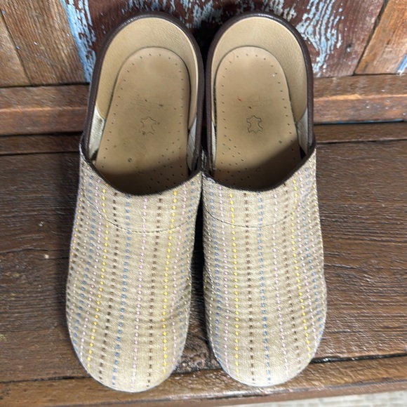 Dansko Tan Cloth Clogs - Picture 3 of 14